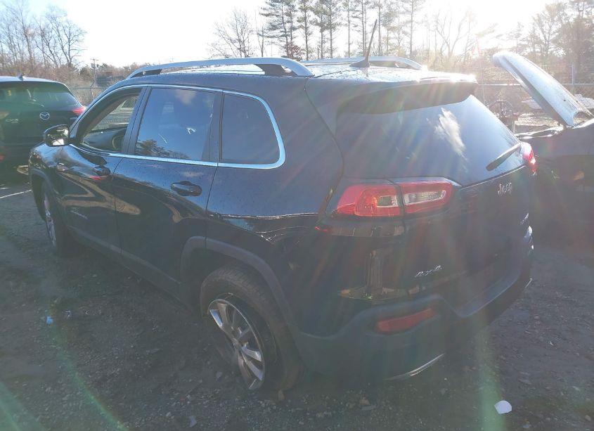 Photo 3 of 2018 Jeep Cherokee LIMITED 4X4 (VIN 1C4PJMDX7JD586992)
