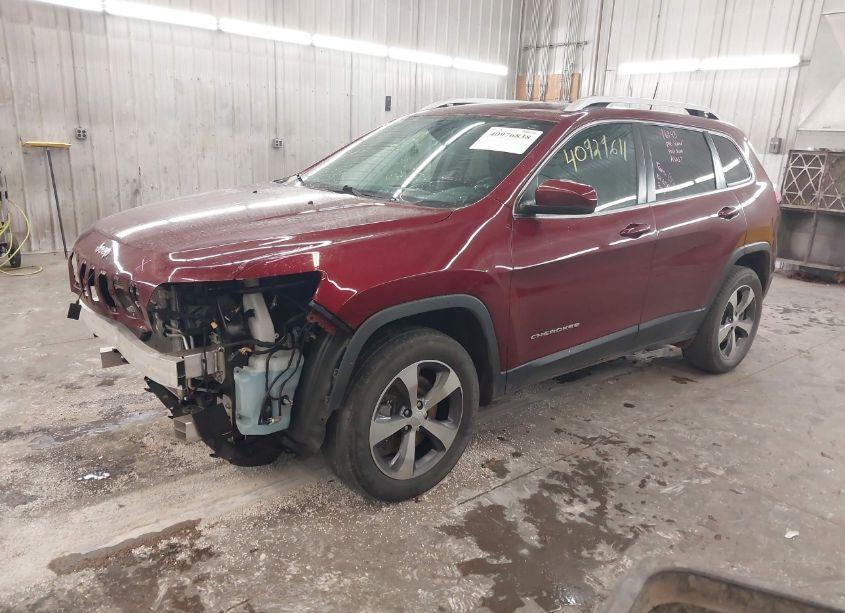 Photo 2 of 2019 Jeep Cherokee LIMITED 4X4 (VIN 1C4PJMDX7KD445406)