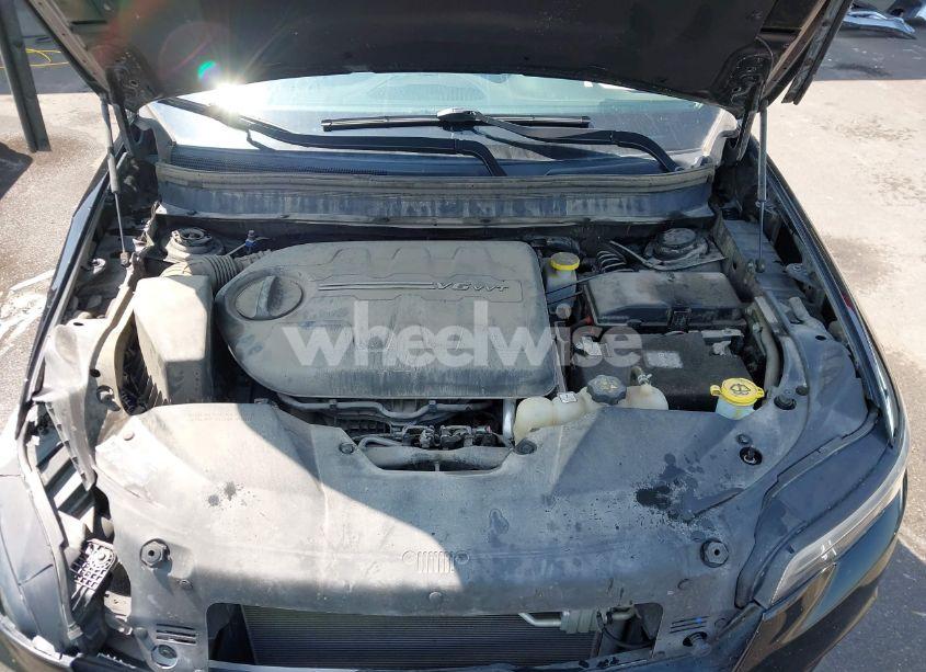 Photo 10 of 2019 Jeep Cherokee LIMITED 4X4 (VIN 1C4PJMDX7KD467521)