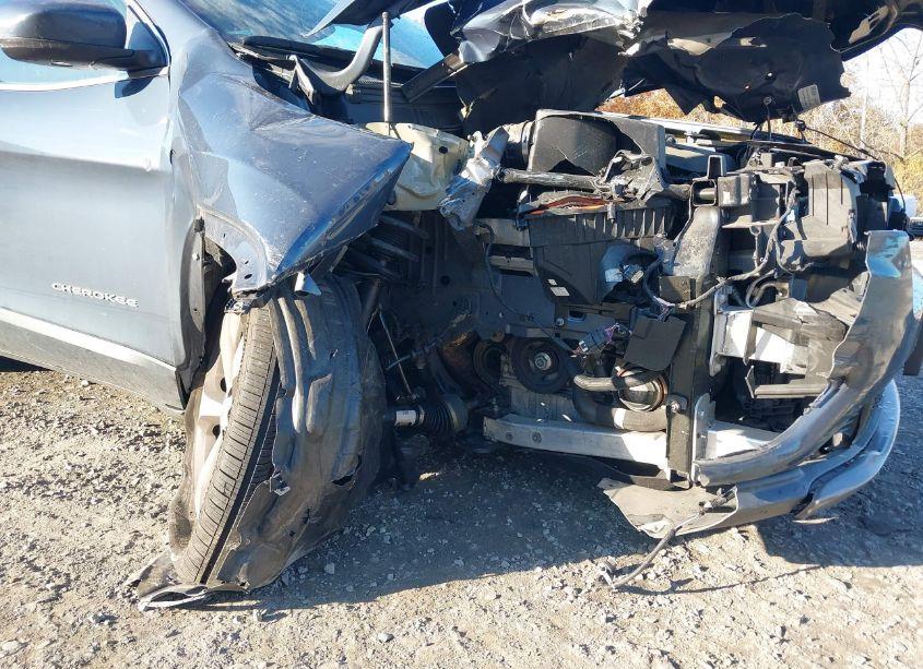 Photo 6 of 2021 Jeep Cherokee LIMITED 4X4 (VIN 1C4PJMDX7MD167979)