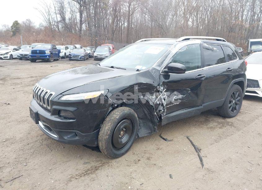 Photo 2 of 2018 Jeep Cherokee LIMITED 4X4 (VIN 1C4PJMDX8JD619398)