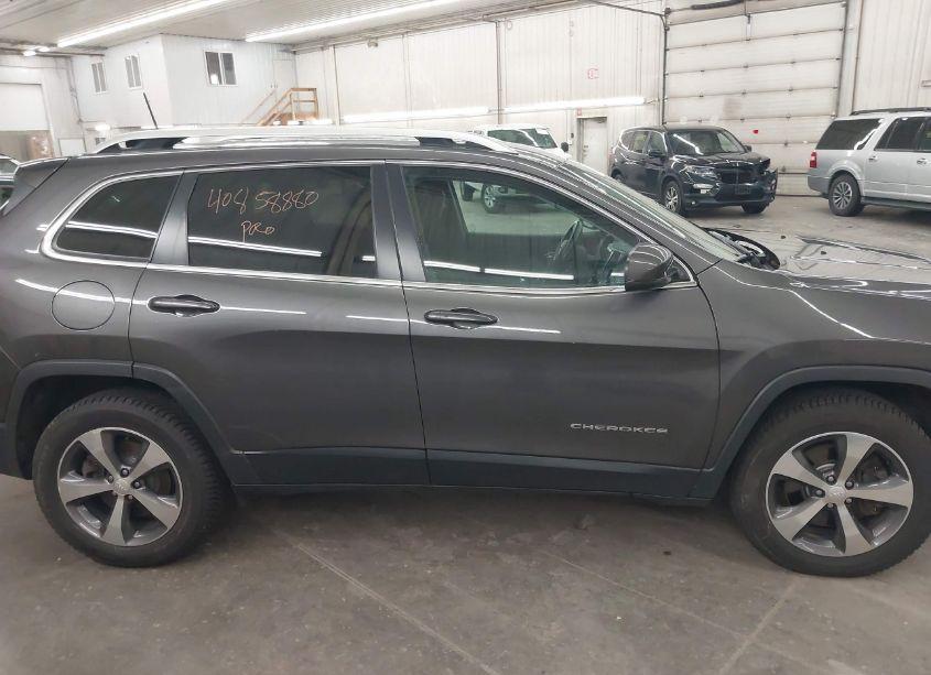 Photo 14 of 2019 Jeep Cherokee LIMITED 4X4 (VIN 1C4PJMDX8KD112079)