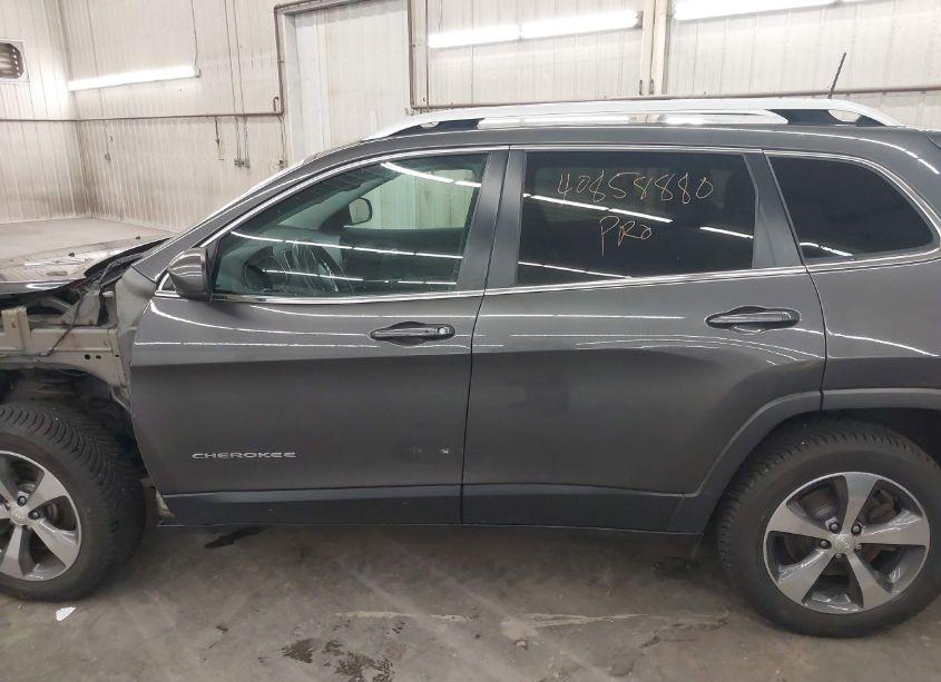 Photo 15 of 2019 Jeep Cherokee LIMITED 4X4 (VIN 1C4PJMDX8KD112079)