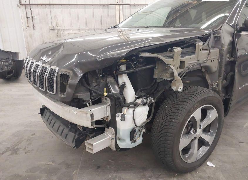 Photo 6 of 2019 Jeep Cherokee LIMITED 4X4 (VIN 1C4PJMDX8KD112079)