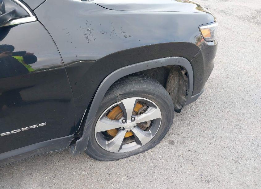 Photo 6 of 2019 Jeep Cherokee LIMITED 4X4 (VIN 1C4PJMDX8KD153991)