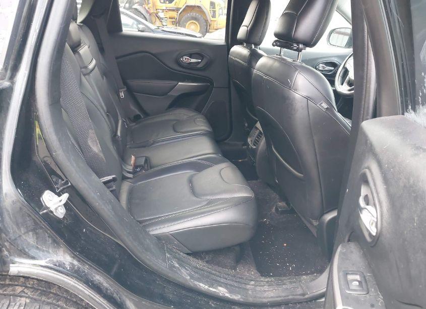 Photo 8 of 2019 Jeep Cherokee LIMITED 4X4 (VIN 1C4PJMDX8KD153991)