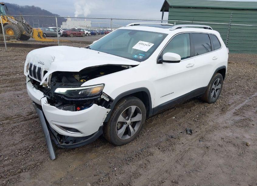 Photo 2 of 2019 Jeep Cherokee LIMITED 4X4 (VIN 1C4PJMDX8KD238118)
