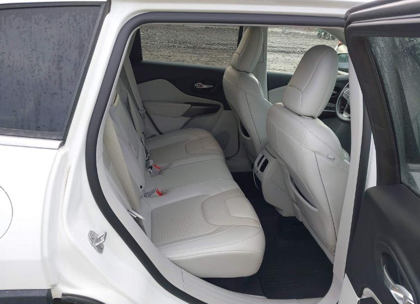 Photo 8 of 2019 Jeep Cherokee LIMITED 4X4 (VIN 1C4PJMDX8KD238118)