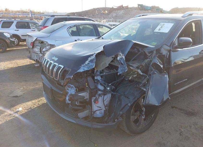 Photo 19 of 2019 Jeep Cherokee LIMITED 4X4 (VIN 1C4PJMDX9KD189141)