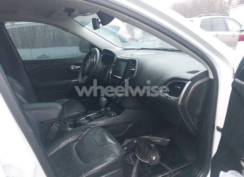 Photo 5 of 2019 Jeep Cherokee LIMITED 4X4 (VIN 1C4PJMDX9KD237852)