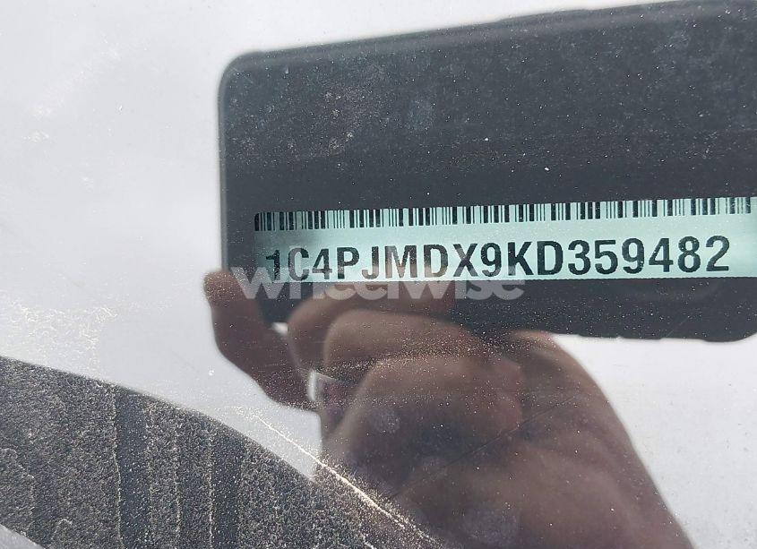 Photo 9 of 2019 Jeep Cherokee LIMITED 4X4 (VIN 1C4PJMDX9KD359482)