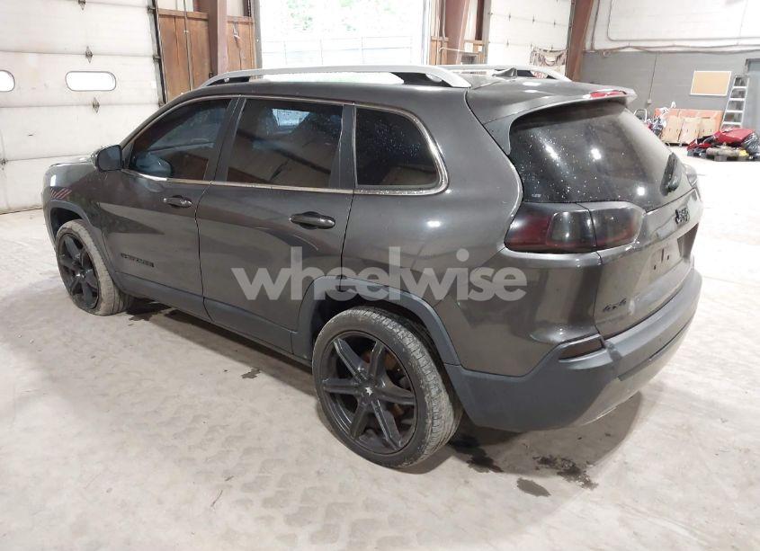 Photo 3 of 2019 Jeep Cherokee LIMITED 4X4 (VIN 1C4PJMDX9KD380137)