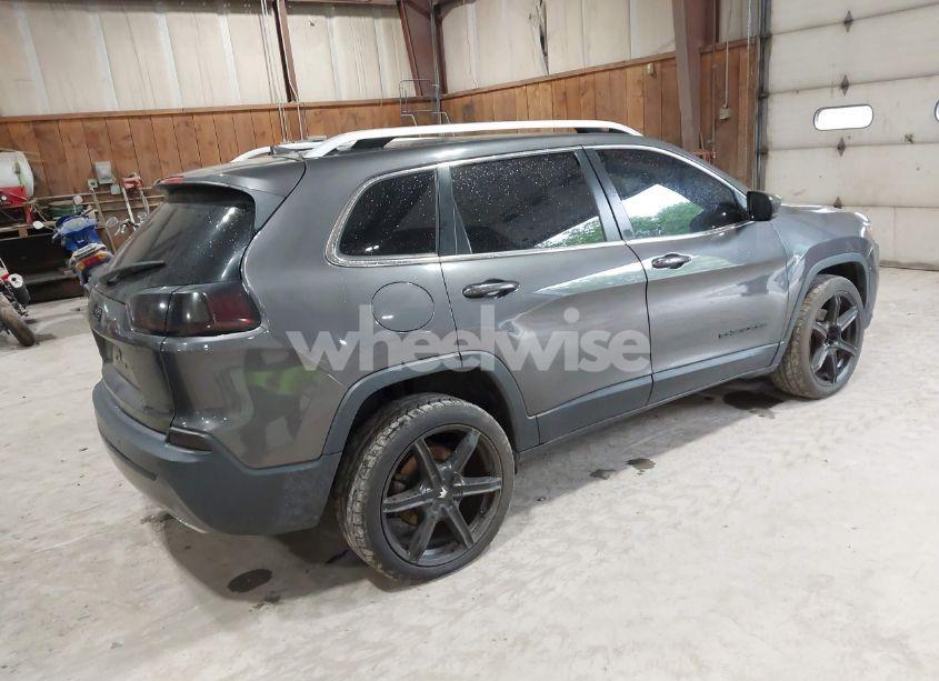 Photo 4 of 2019 Jeep Cherokee LIMITED 4X4 (VIN 1C4PJMDX9KD380137)