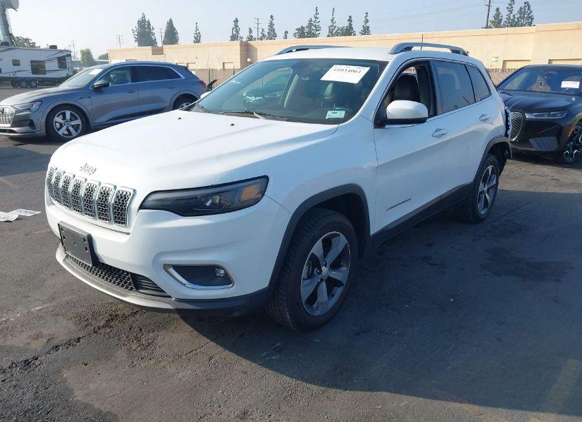 Photo 2 of 2019 Jeep Cherokee LIMITED 4X4 (VIN 1C4PJMDX9KD429742)