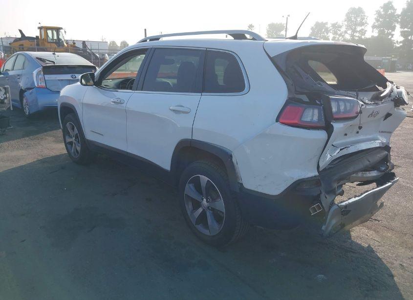Photo 3 of 2019 Jeep Cherokee LIMITED 4X4 (VIN 1C4PJMDX9KD429742)
