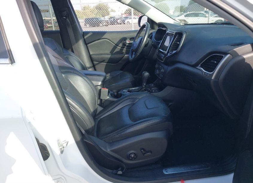 Photo 5 of 2019 Jeep Cherokee LIMITED 4X4 (VIN 1C4PJMDX9KD429742)