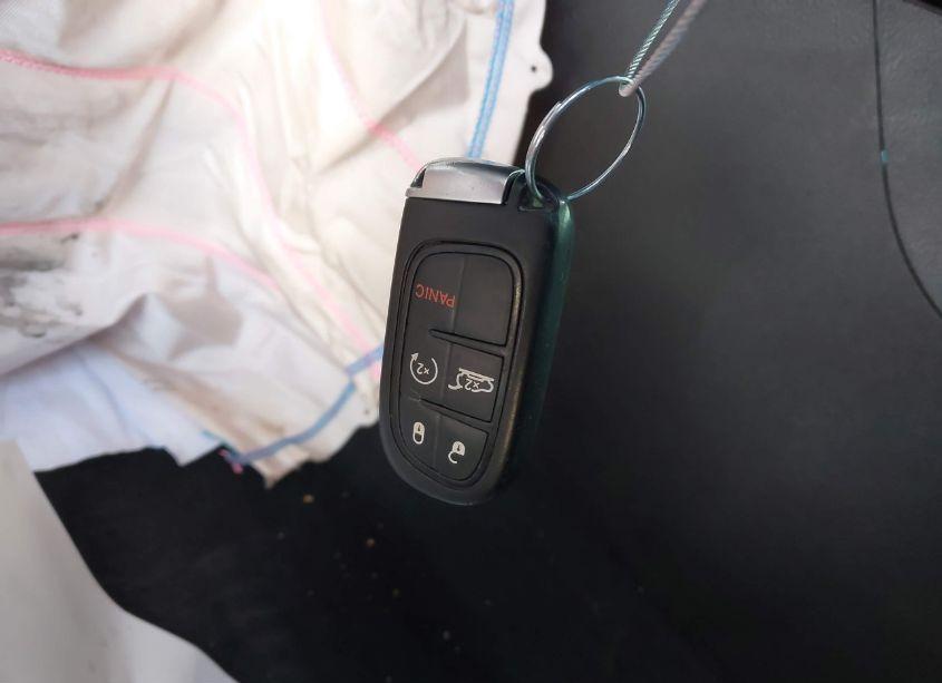 Photo 11 of 2020 Jeep Cherokee HIGH ALTITUDE 4X4 (VIN 1C4PJMDX9LD609594)