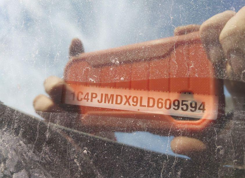 Photo 9 of 2020 Jeep Cherokee HIGH ALTITUDE 4X4 (VIN 1C4PJMDX9LD609594)