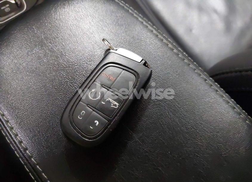 Photo 11 of 2020 Jeep Cherokee LIMITED 4X4 (VIN 1C4PJMDX9LD635659)