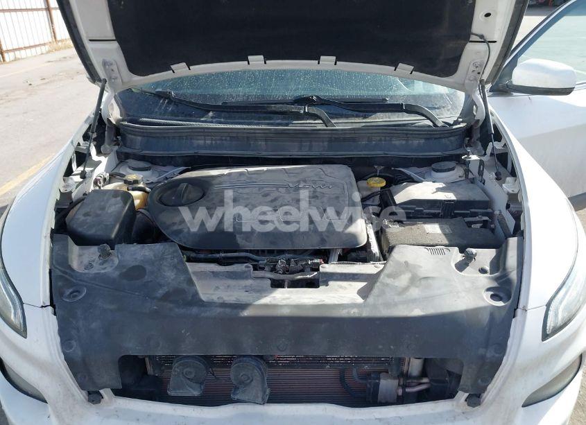 Photo 10 of 2018 Jeep Cherokee LIMITED 4X4 (VIN 1C4PJMDXXJD522638)