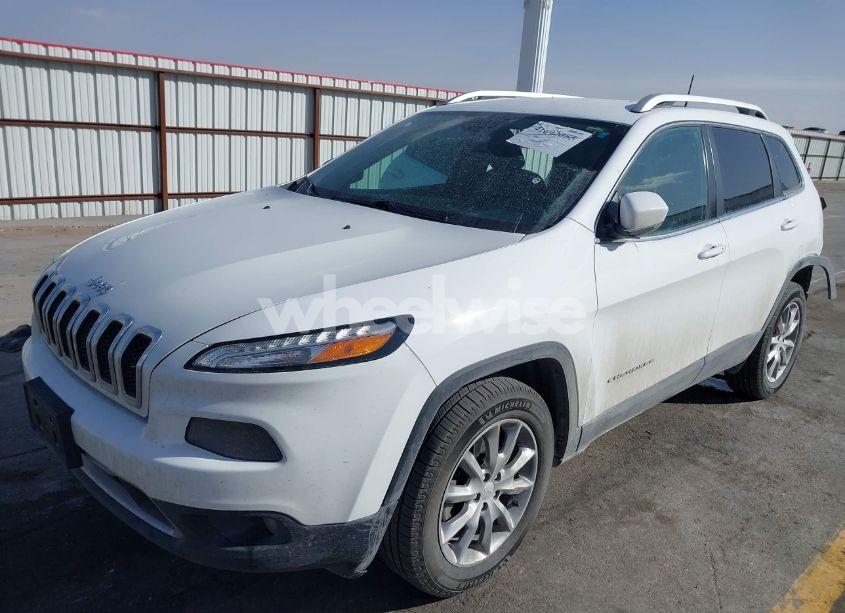 Photo 2 of 2018 Jeep Cherokee LIMITED 4X4 (VIN 1C4PJMDXXJD522638)