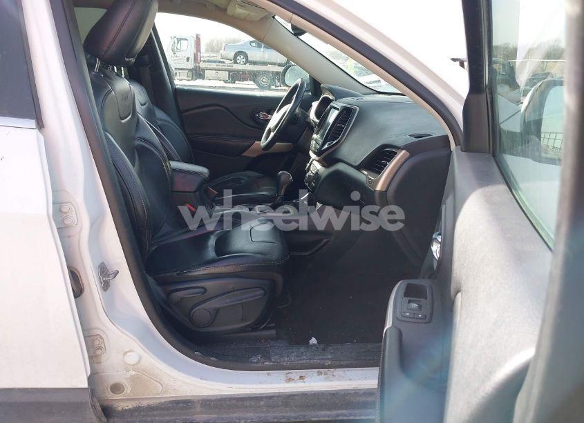 Photo 5 of 2018 Jeep Cherokee LIMITED 4X4 (VIN 1C4PJMDXXJD522638)