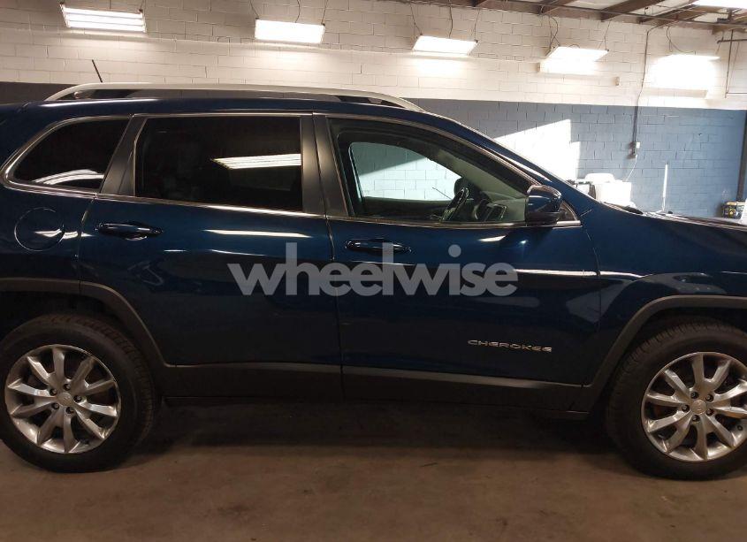 Photo 13 of 2018 Jeep Cherokee LIMITED 4X4 (VIN 1C4PJMDXXJD611125)