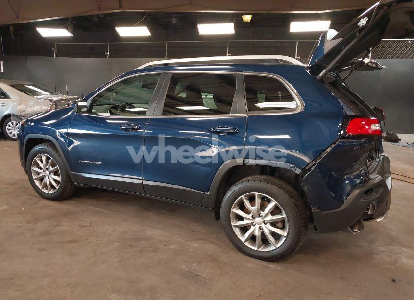 Photo 3 of 2018 Jeep Cherokee LIMITED 4X4 (VIN 1C4PJMDXXJD611125)