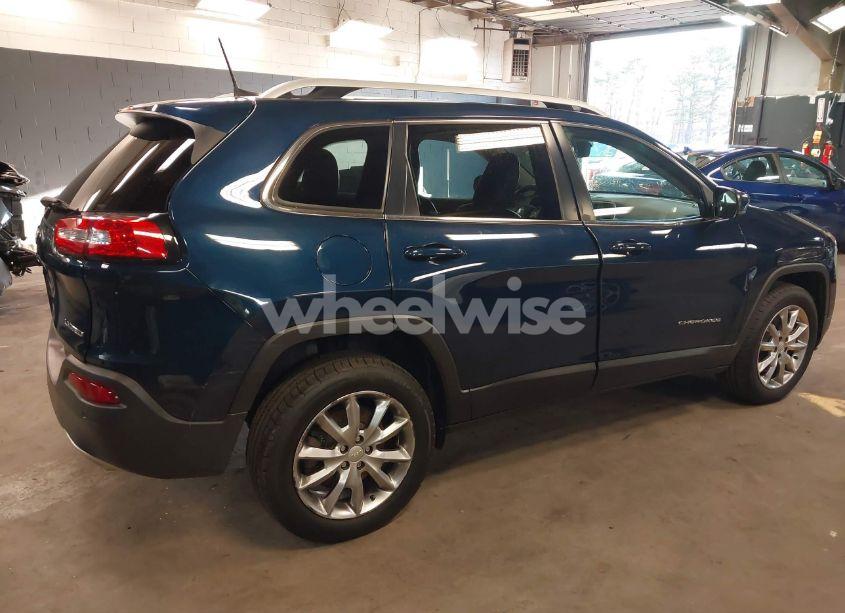 Photo 4 of 2018 Jeep Cherokee LIMITED 4X4 (VIN 1C4PJMDXXJD611125)