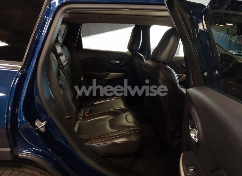 Photo 8 of 2018 Jeep Cherokee LIMITED 4X4 (VIN 1C4PJMDXXJD611125)