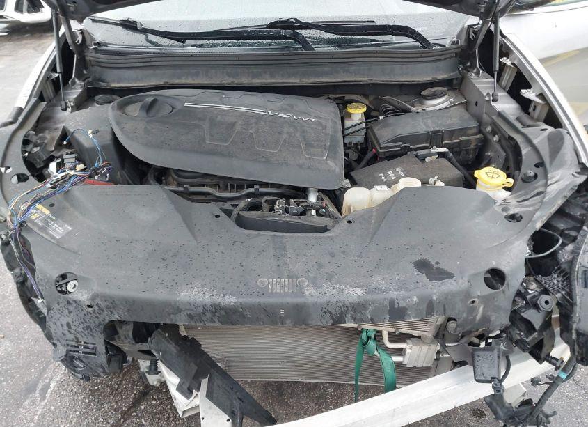 Photo 10 of 2019 Jeep Cherokee LIMITED 4X4 (VIN 1C4PJMDXXKD113640)