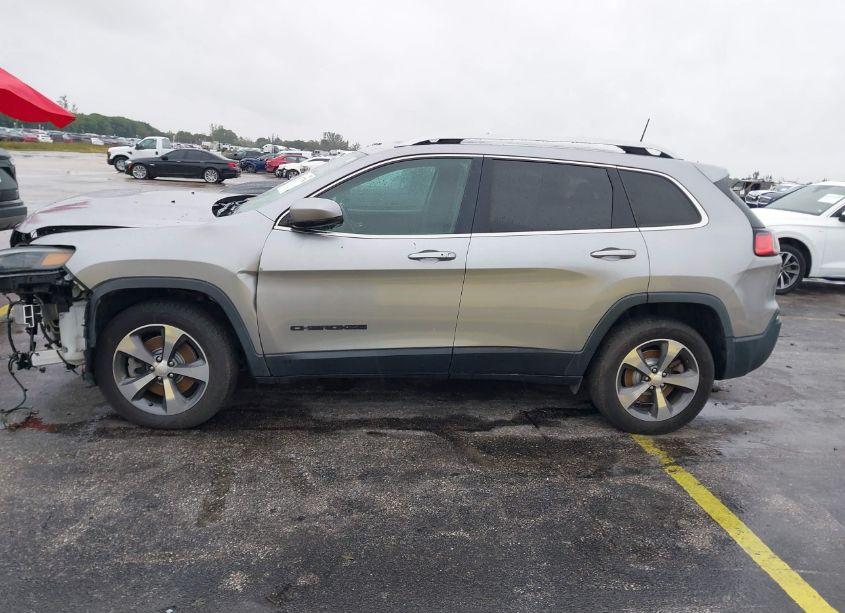 Photo 15 of 2019 Jeep Cherokee LIMITED 4X4 (VIN 1C4PJMDXXKD113640)