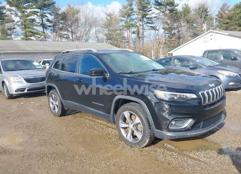 2019 Jeep Cherokee LIMITED 4X4 (VIN 1C4PJMDXXKD135332) main photo