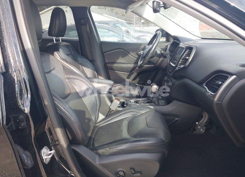 Photo 5 of 2019 Jeep Cherokee LIMITED 4X4 (VIN 1C4PJMDXXKD135332)