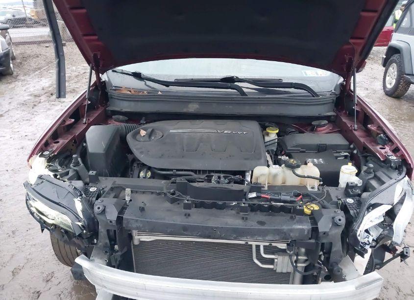 Photo 10 of 2019 Jeep Cherokee LIMITED 4X4 (VIN 1C4PJMDXXKD168976)