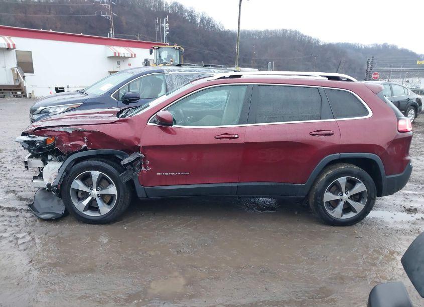 Photo 14 of 2019 Jeep Cherokee LIMITED 4X4 (VIN 1C4PJMDXXKD168976)