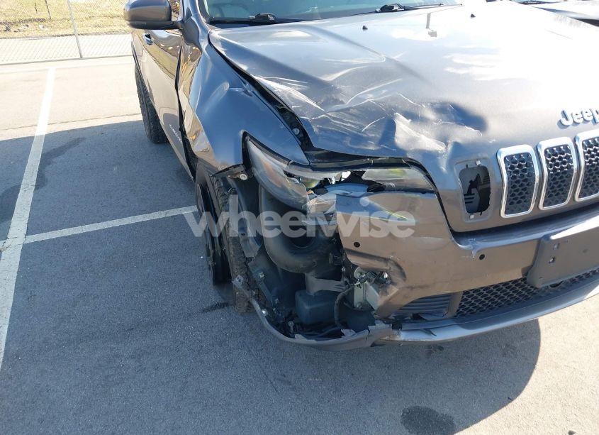 Photo 6 of 2019 Jeep Cherokee LIMITED 4X4 (VIN 1C4PJMDXXKD299017)