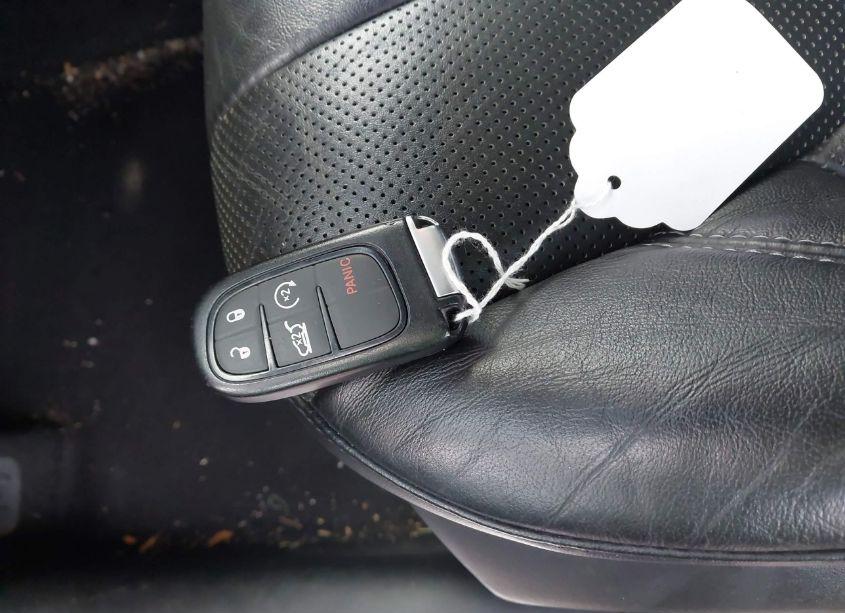 Photo 11 of 2020 Jeep Cherokee LIMITED 4X4 (VIN 1C4PJMDXXLD642474)