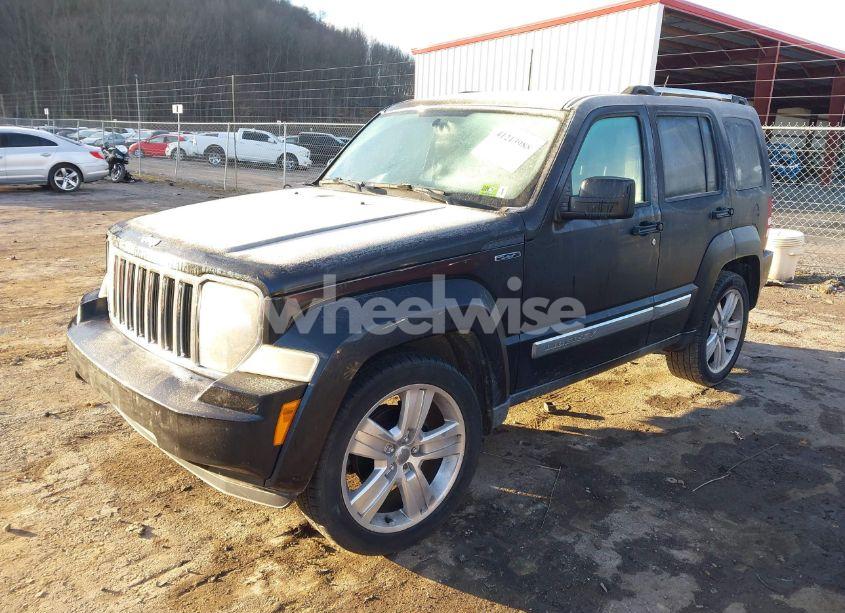 Photo 2 of 2012 Jeep Liberty (VIN 1C4PJMFK1CW120581)