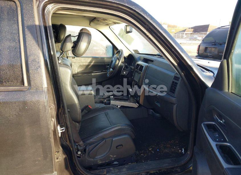 Photo 5 of 2012 Jeep Liberty (VIN 1C4PJMFK1CW120581)