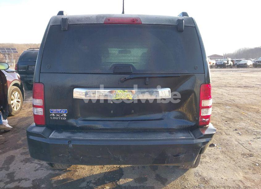 Photo 6 of 2012 Jeep Liberty (VIN 1C4PJMFK1CW120581)