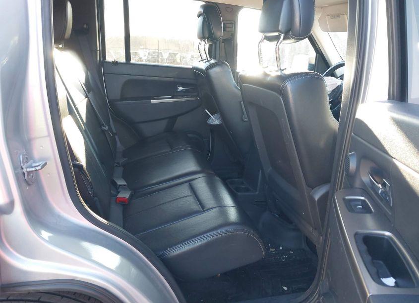 Photo 8 of 2012 Jeep Liberty LIMITED JET EDITION (VIN 1C4PJMFK1CW129829)