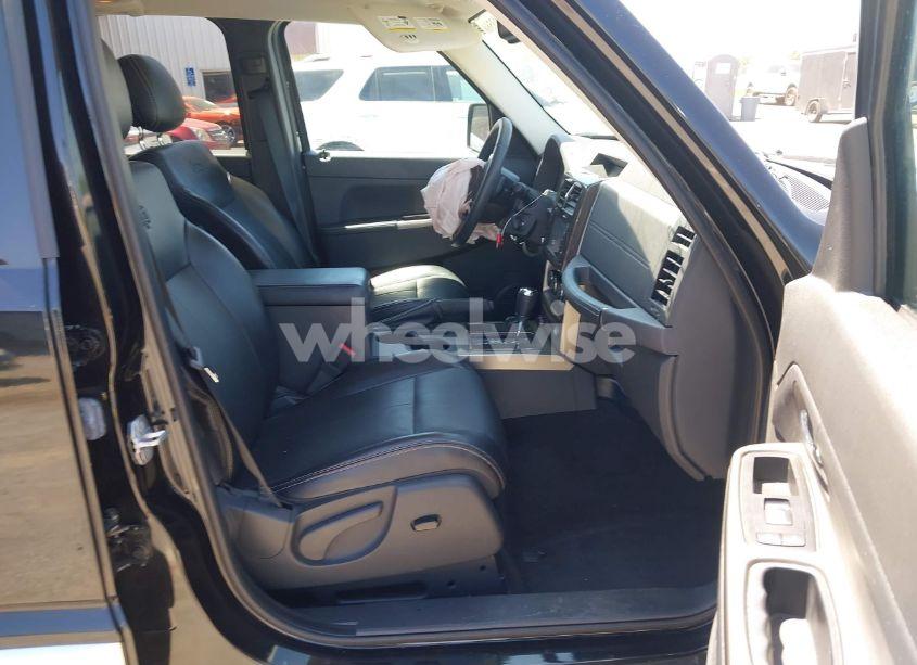 Photo 5 of 2012 Jeep Liberty LIMITED JET EDITION (VIN 1C4PJMFK4CW120509)