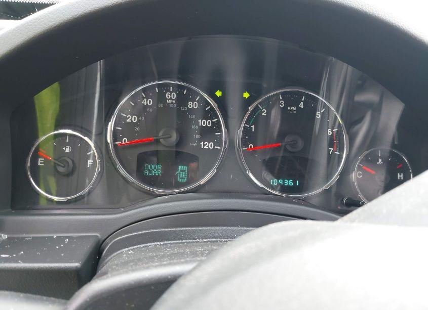 Photo 14 of 2012 Jeep Liberty LIMITED JET EDITION (VIN 1C4PJMFK5CW178192)