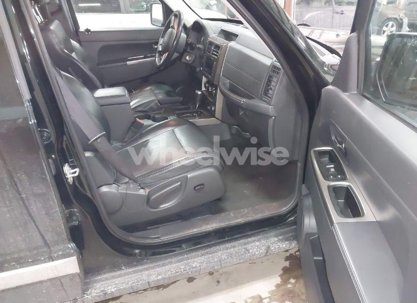 Photo 5 of 2012 Jeep Liberty LIMITED JET EDITION (VIN 1C4PJMFK8CW137376)