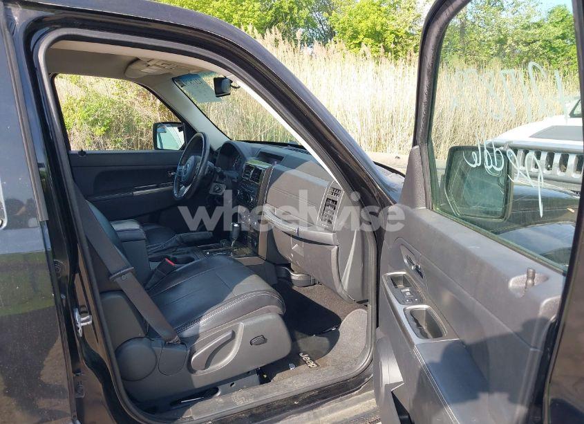 Photo 5 of 2012 Jeep Liberty LIMITED JET EDITION (VIN 1C4PJMFK8CW199196)