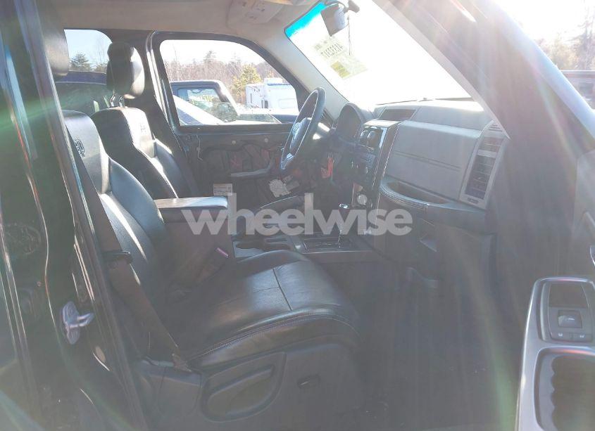 Photo 5 of 2012 Jeep Liberty LIMITED JET EDITION (VIN 1C4PJMFKXCW116996)