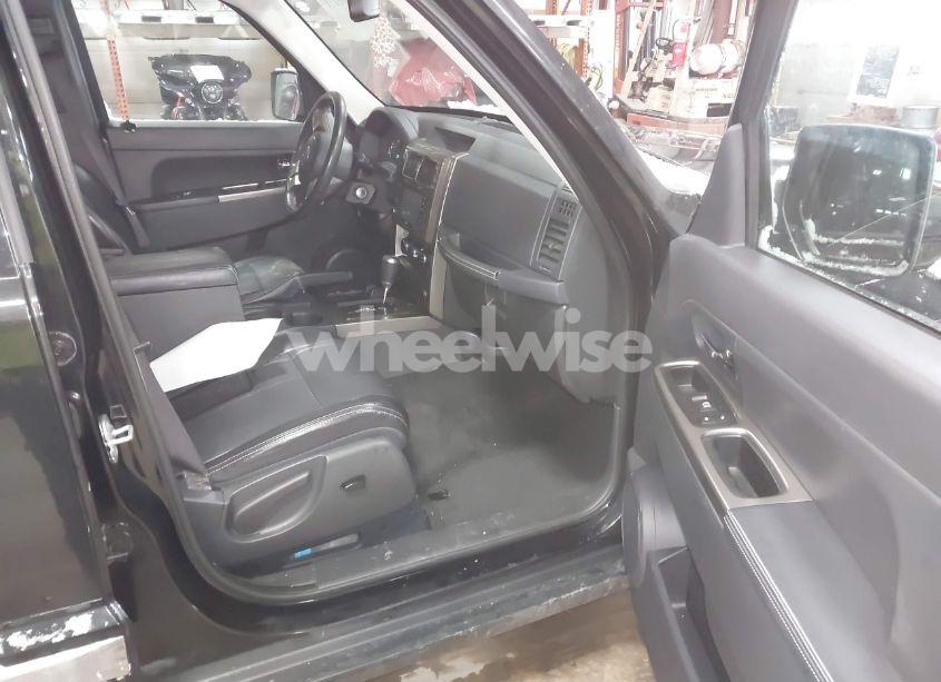 Photo 5 of 2012 Jeep Liberty LIMITED JET EDITION (VIN 1C4PJMFKXCW146659)