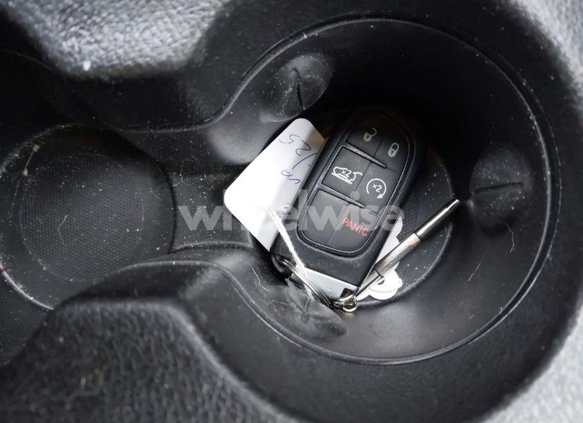 Photo 11 of 2019 Jeep Cherokee OVERLAND 4X4 (VIN 1C4PJMJN5KD284301)