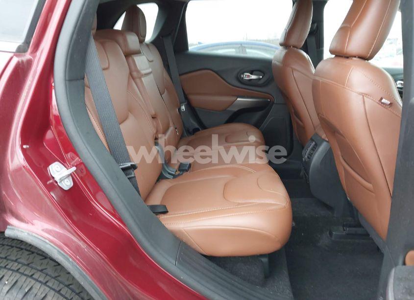 Photo 8 of 2019 Jeep Cherokee OVERLAND 4X4 (VIN 1C4PJMJN5KD284301)